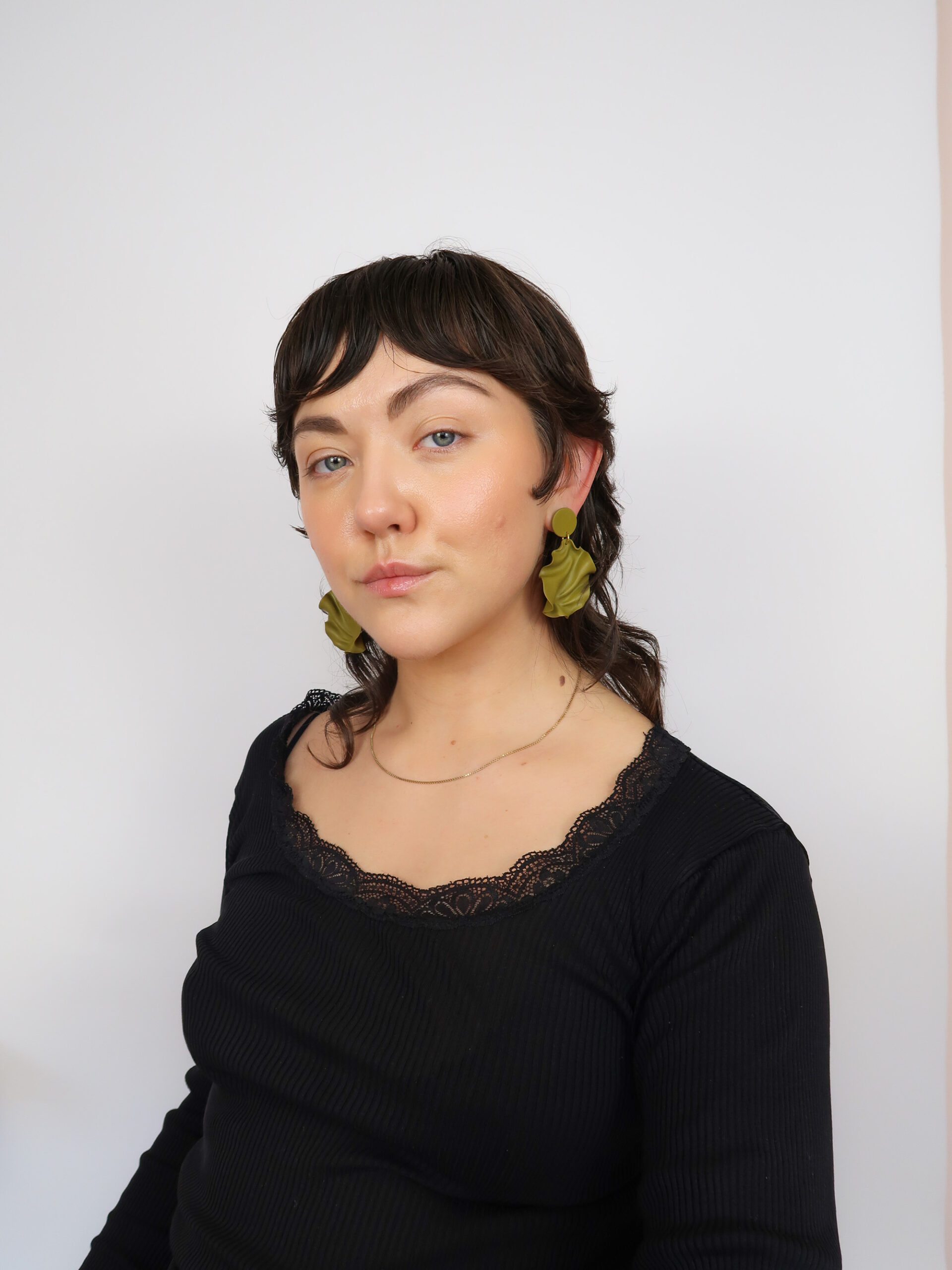 Fr&aring;n k&ouml;ksbordet till egen atelj&eacute; &ndash; Clara bygger ett h&aring;llbart f&ouml;retag med stil